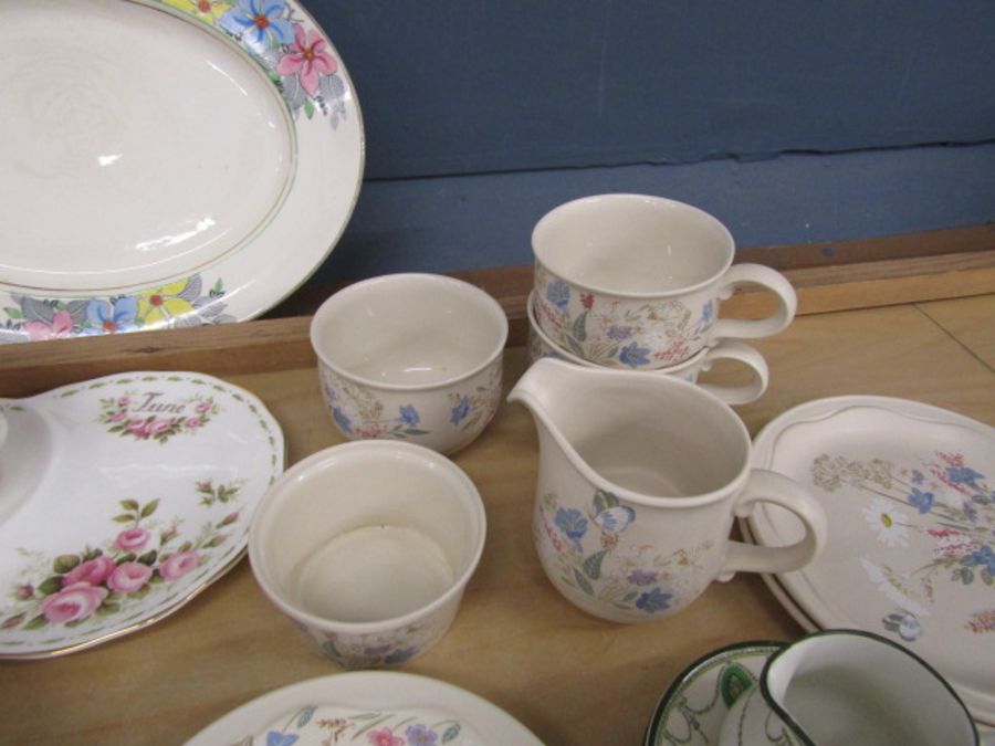 China to include Poole, Royal Albert and Royal Doulton etc - Image 6 of 9