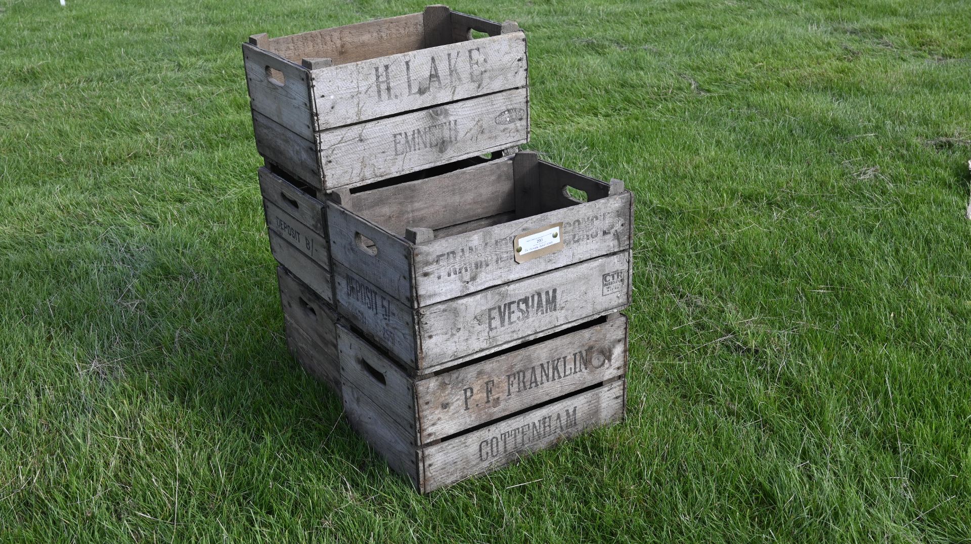 5 wooden/bushel apple boxes