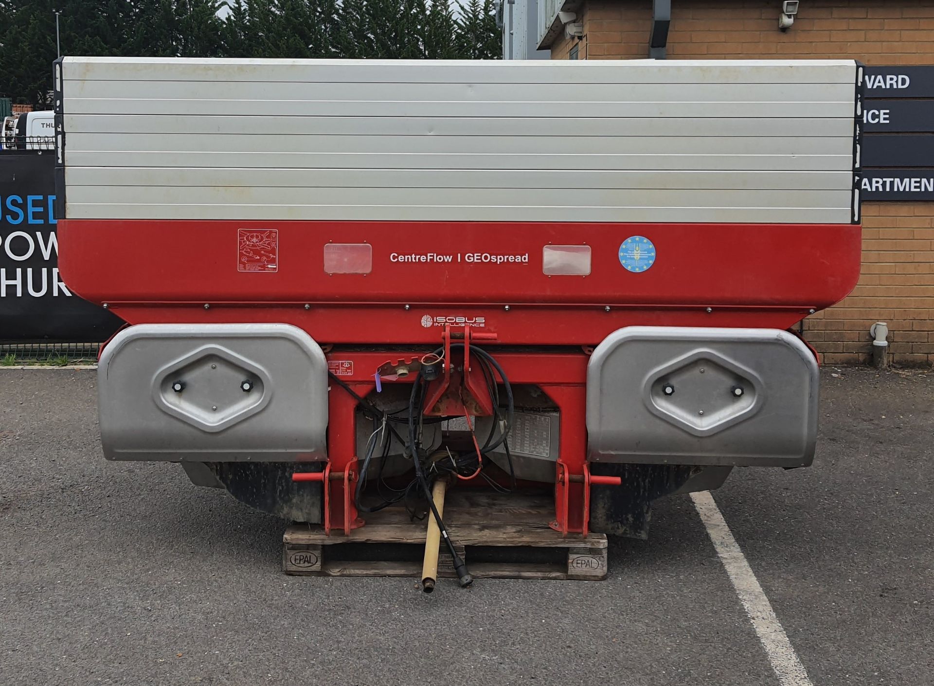 Kverneland Exacta TL 1875 mounted dry fertiliser Spreader