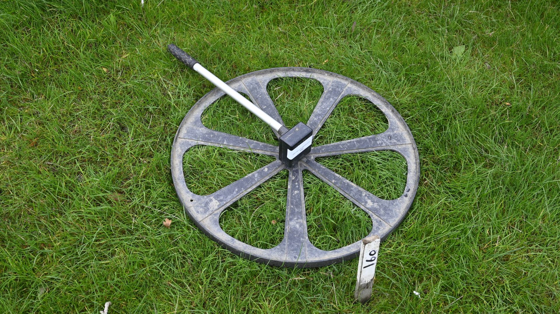 1 measuring wheel