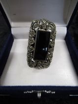 A black onyx ring size s