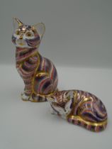 Royal Crown Derby Cat paperweight with gold stopper, approx 13cm tall together with Royal Crown