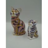 Royal Crown Derby sitting cat paperweight with gold stopper, approx 13cm tall together with a