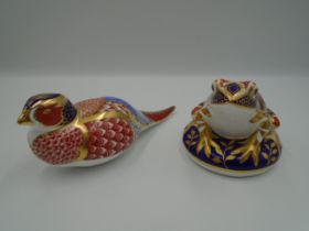 Royal Crown Derby Imari Frog Paperweight and Pheasant paperweight, both with fixed ceramic