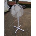 Floor standing fan