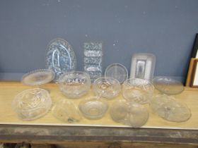 Quality glass bowels and cake stands etc