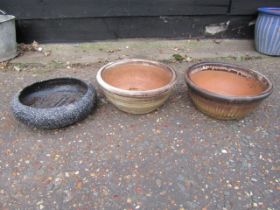 3 Ceramic garden pots. Largest H17cm approx