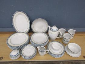 Thun Bergoff dinner service for 6 (missing one cake plate)
