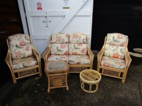 Wicker conservatory furniture set