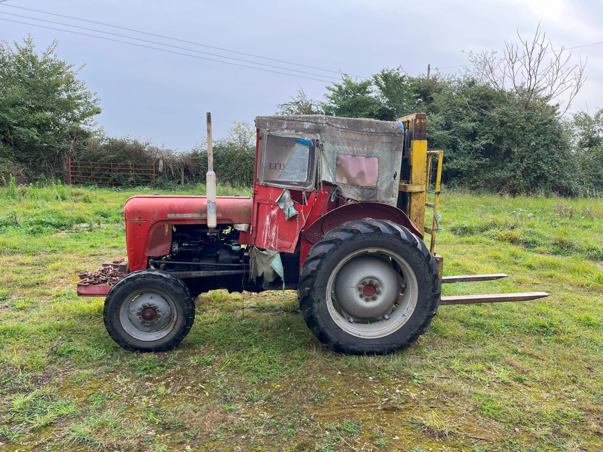 Massey Ferguson 35 with back forklift/ pallet forks 6,750hrs