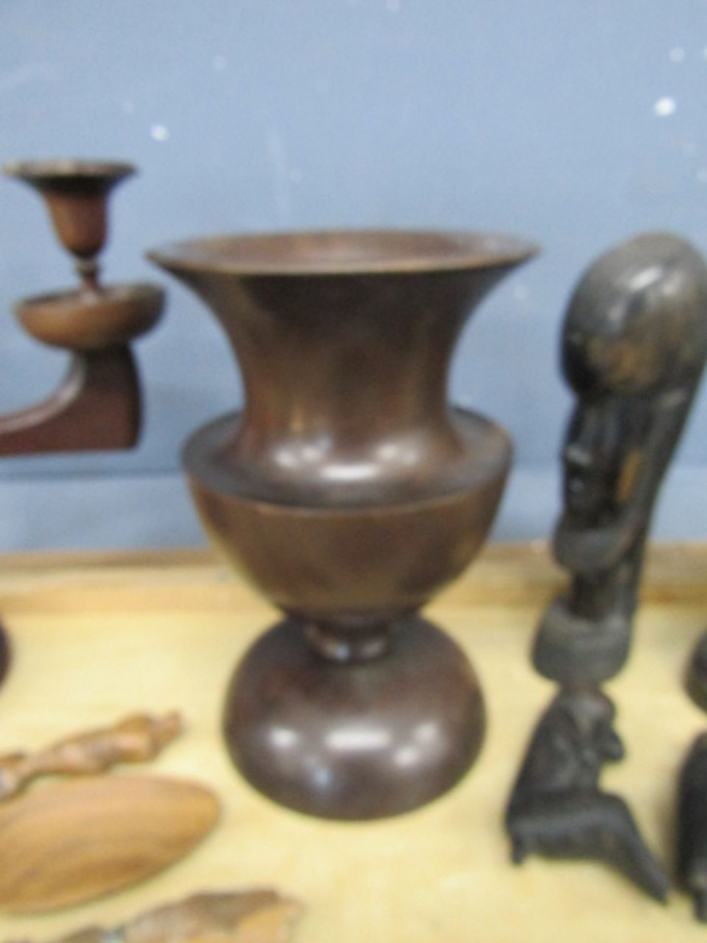 Treen to include candelabra and tribal sculptures etc - Image 3 of 7