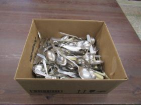 Box of mixed cutlery