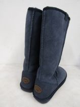 Emu sheepskin boots size 7 in Indigo blue
