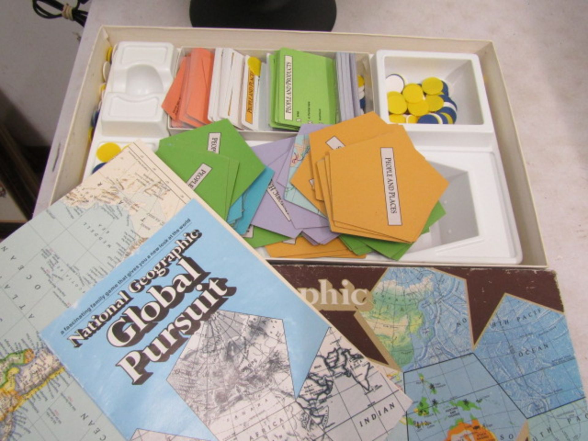 Vintage complete Geographical game and a globe - Image 2 of 2