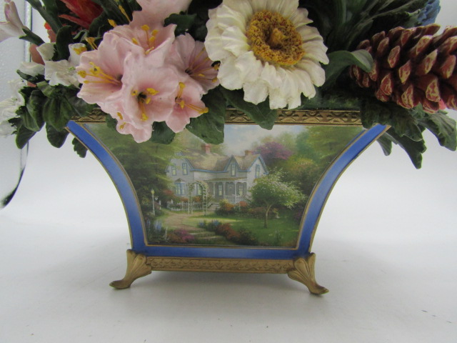 Thomas Kinkade All-American bouquet- a 50 state flower bouquet, pair Capodimonte floral candle - Image 5 of 9