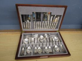 Sheffield silver plated cutlery canteen complete for 8 place settings