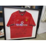 Manchester United signed football shirt year 200-2002? inc autographs from Beckham, Giggs etc etc no