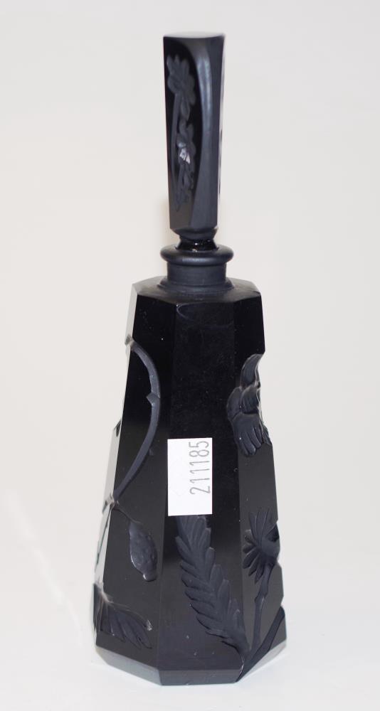 Black glass perfume bottle with floral design - Image 3 of 3