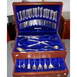 Timber cased Oneida silver plate part cutlery set