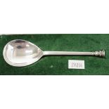 Cased Elizabeth II Seal-Top silver spoon