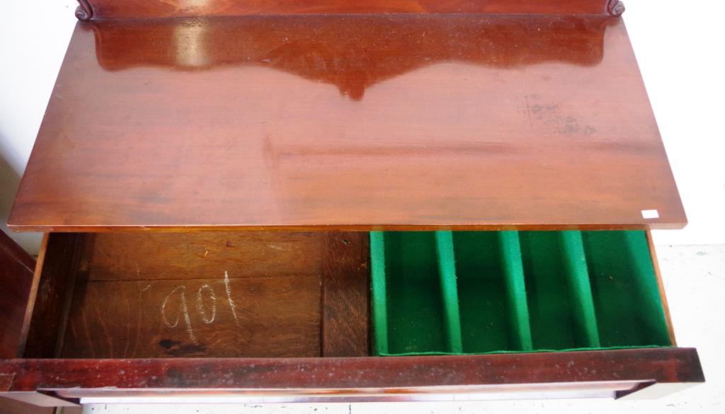 Victorian mahogany sideboard - Image 3 of 4
