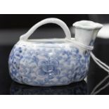 Chinese decorative ceramic water dropper