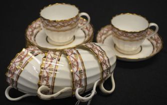 Good 6 Royal Crown Derby cups & saucers