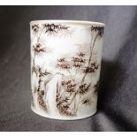 Chinese painted ceramic vase