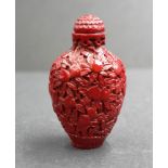 Chinese cinnabar snuff bottle