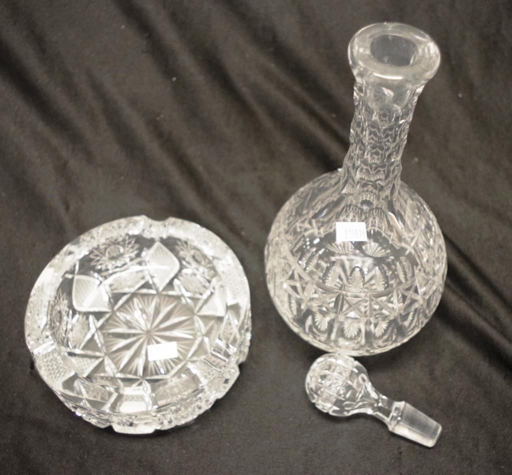 Cut crystal decanter and ashtray - Image 3 of 3