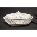 Wedgwood ''Clematis'' porcelain lidded tureen