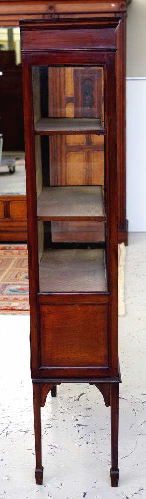 Antique Sheraton Revival display cabinet - Image 2 of 2