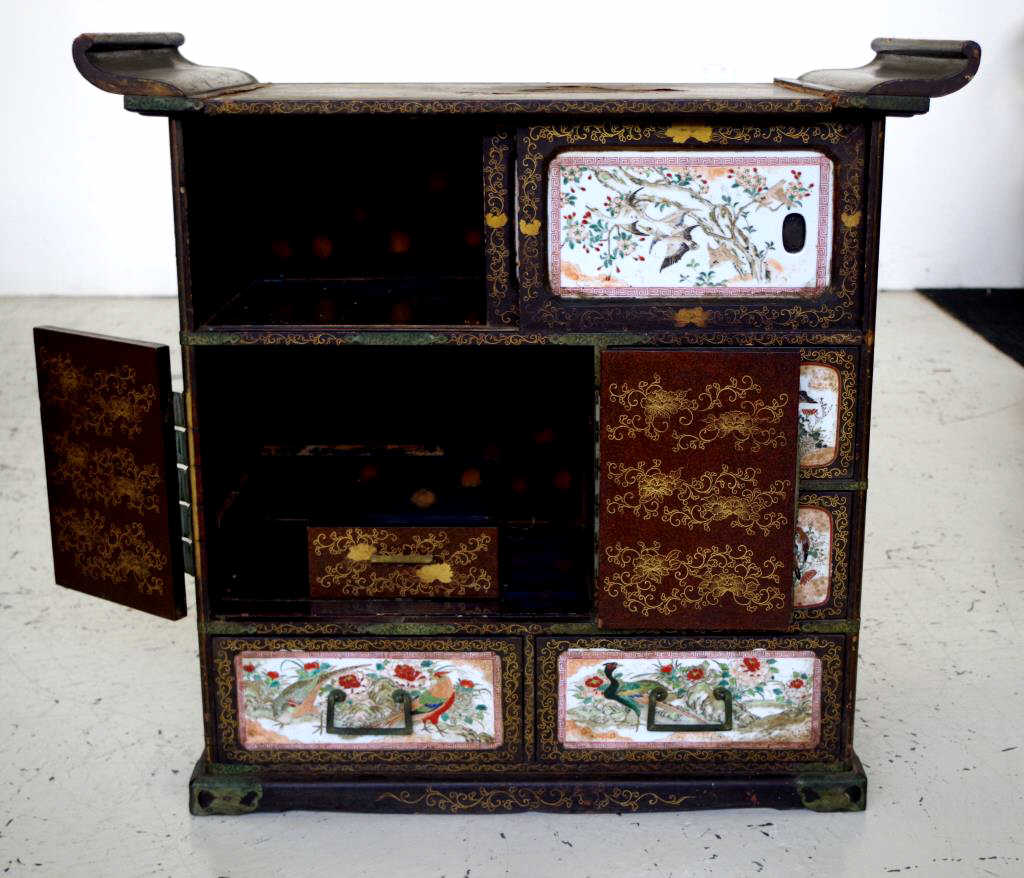 Antique Chinese altar cabinet - Image 6 of 9