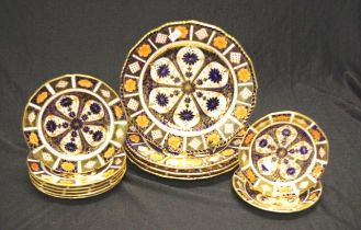 Twelve Royal Crown Derby "Imari" table wares