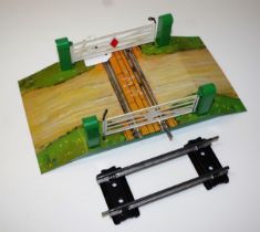 Hornby '0' gauge level crossing