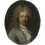 Französisch: um 1710. Miniatur Portrait eines Mannes mit Allongeperüc...