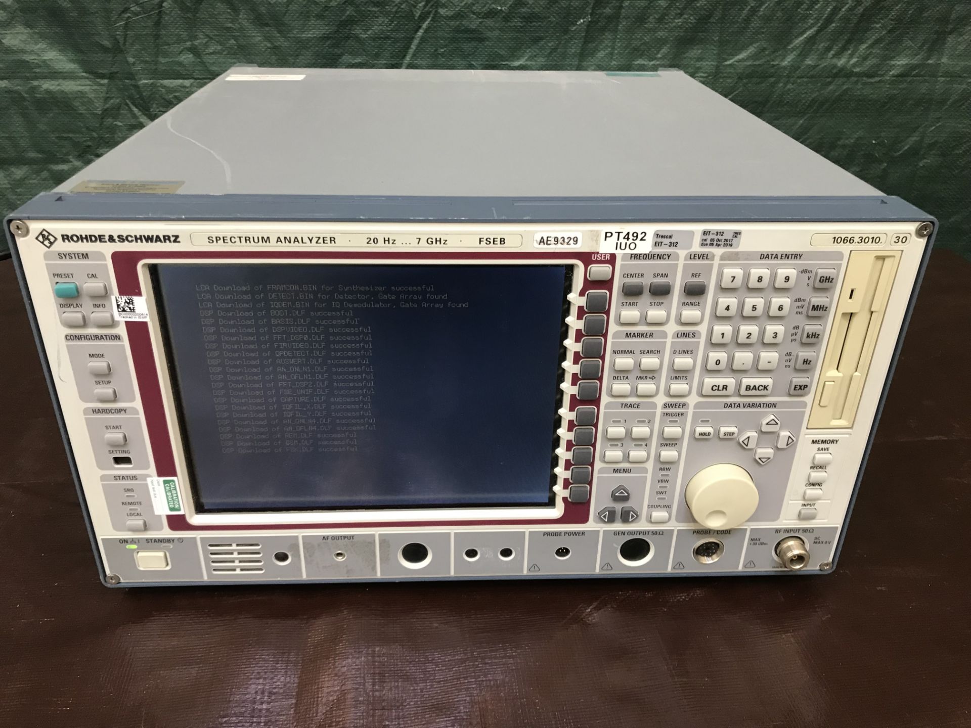 ID# 220087 Rohde & Schwarz FSEB 07 AE9329 20Hz - 7GHz Spectrum Analyzer - Image 10 of 18