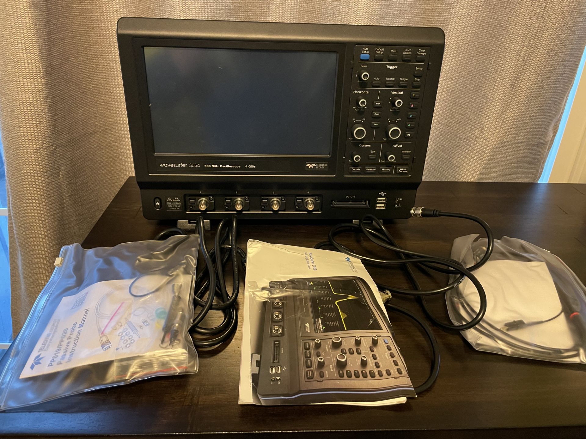 Teledyne LeCroy Wavesurfer WS3054 500MHz 4GS/s Scope w/2 Wavesource 100 Cards - Image 6 of 24