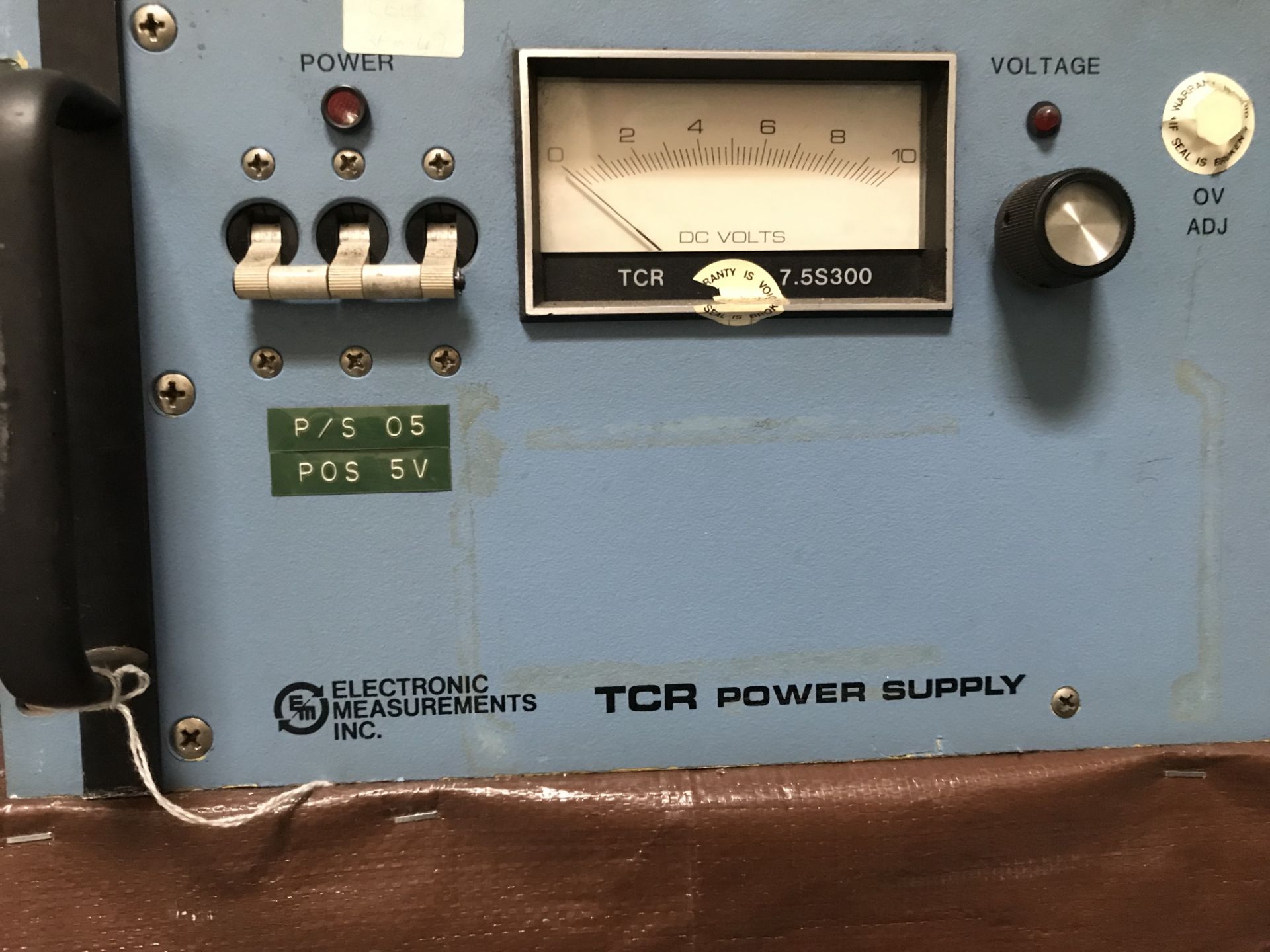 # 062 Electronic Measurements Inc. Model: TCR 7.5S300-2-0V, SN: 85F-4398, Input: 190-250VRMS 50/60HZ - Image 2 of 4