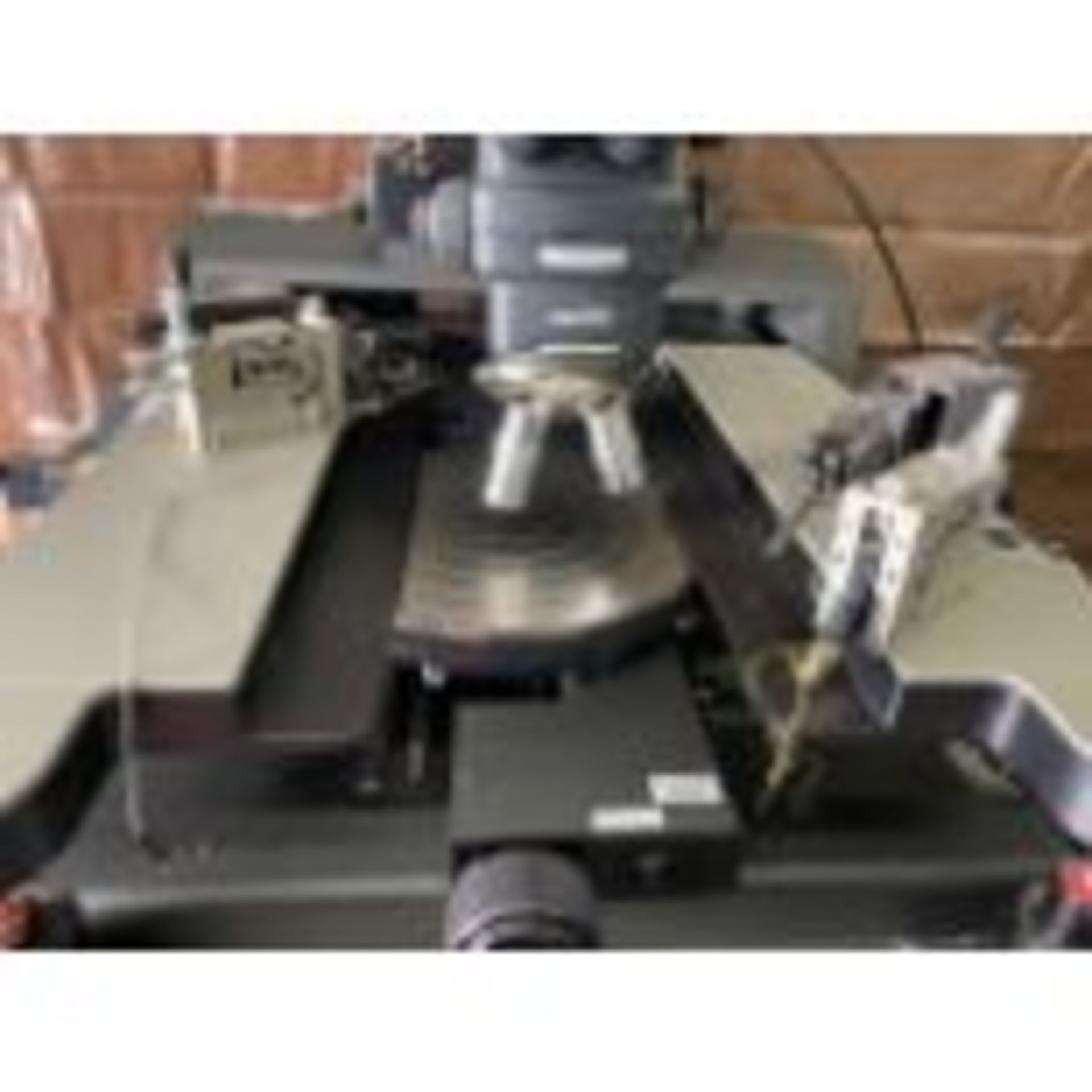 Signatone CM312 300mm Manual Wafer Prober With Isolation Table - Image 3 of 3