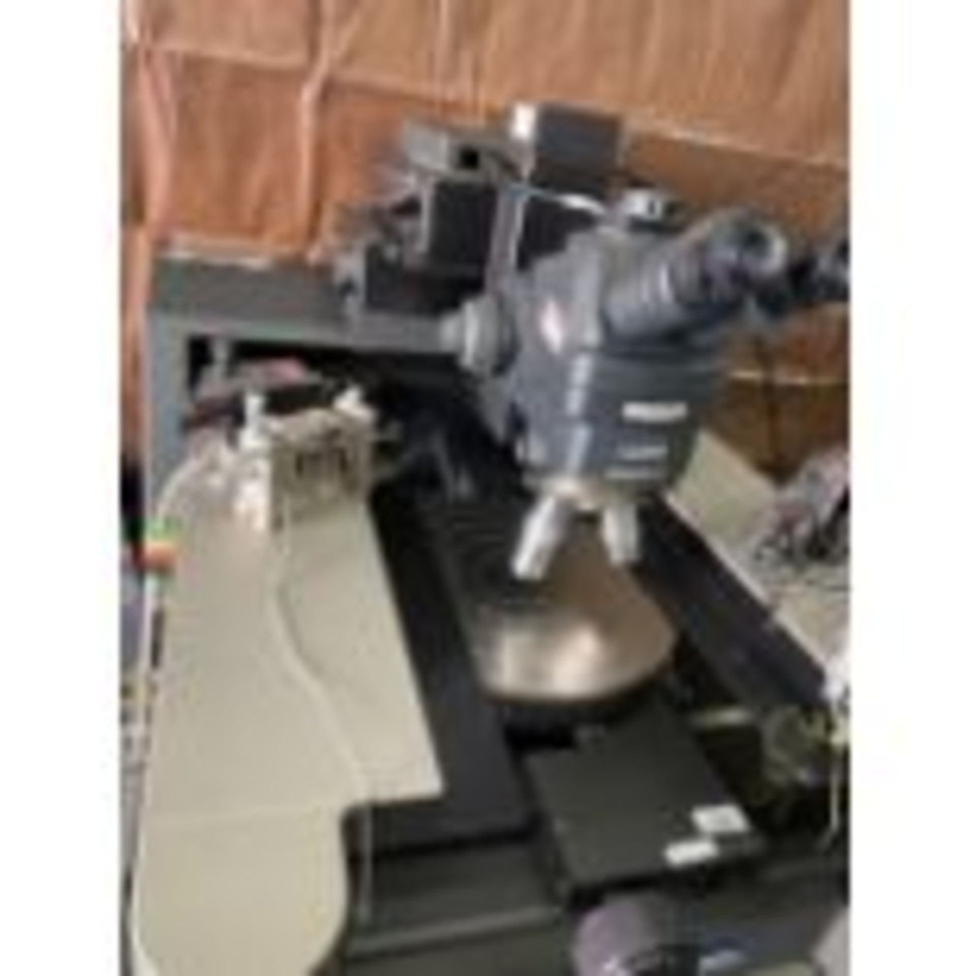 Signatone CM312 300mm Manual Wafer Prober With Isolation Table - Image 2 of 3