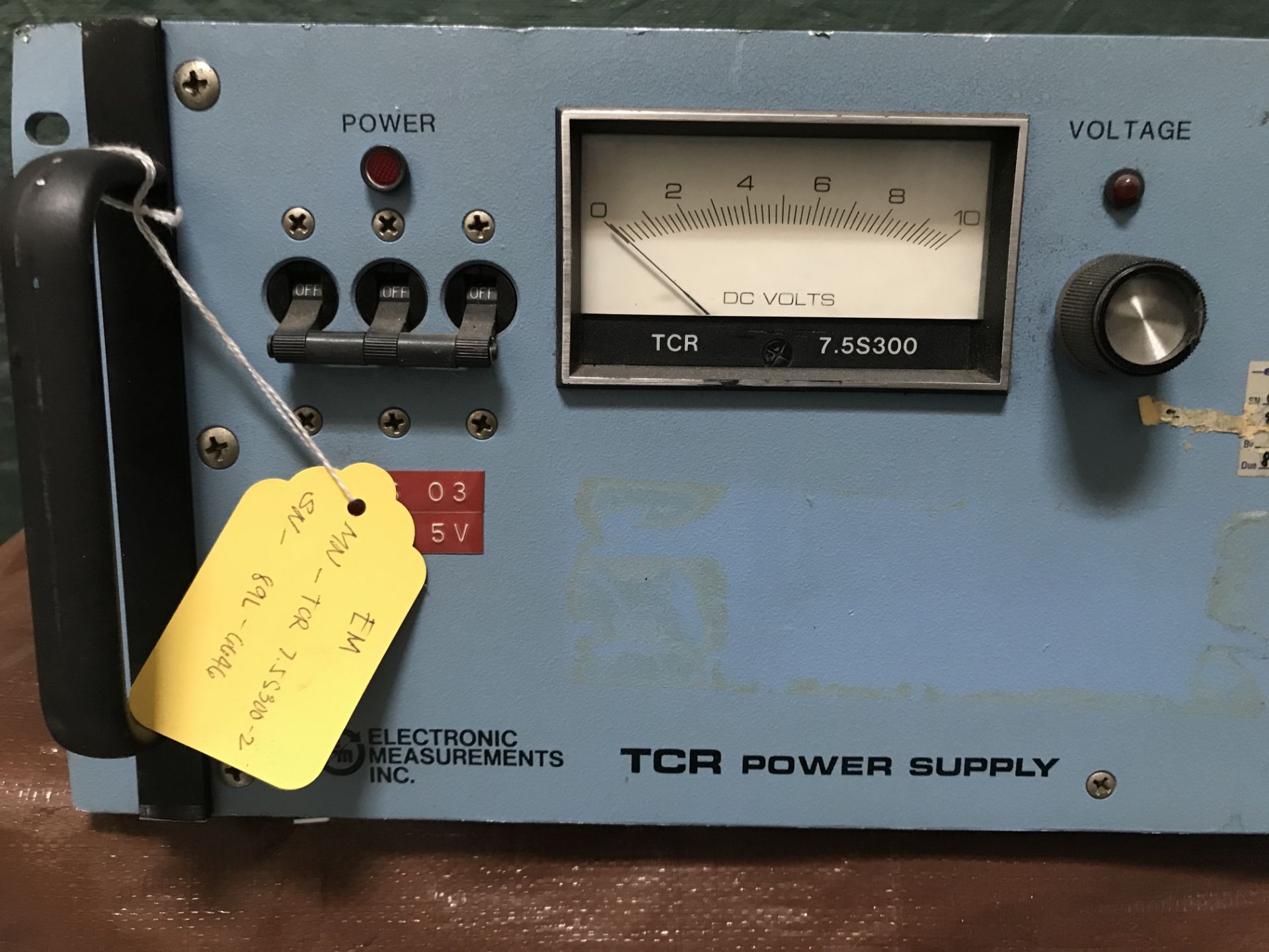 #054 Electronic Measurements Inc. Model: TCR 7.5S300-2, SN: 89L-6646, Input: 190-250VRMS 50/60HZ, Ou - Image 2 of 4