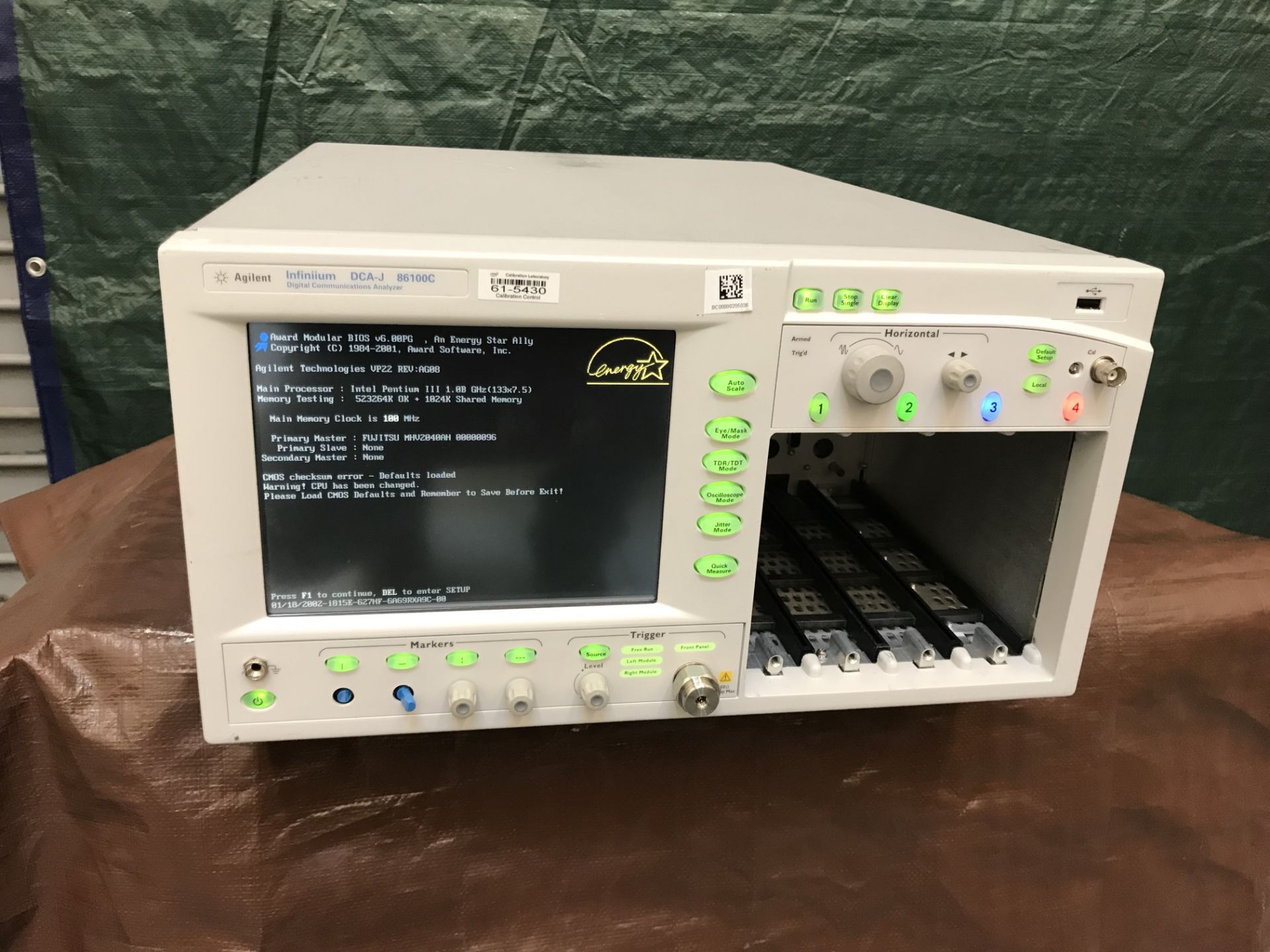 ID# 220031 Agilent Infiniium DCA-J 86100C Digital Communications Analyzer