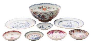A mixed lot including a Chinese Dutch-decorated famille rose bowl,