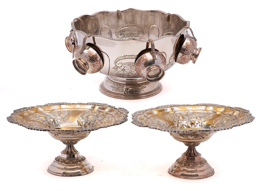 A 20th century silver plated pedestal punch bowl of circular outline with gadrooned border, - Image 2 of 5