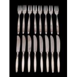 A set of eight W.M.F dessert knives and eight matching forks (16).