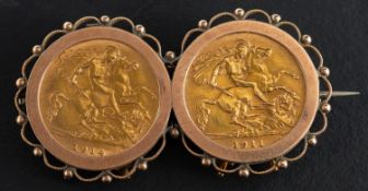 Two George V half sovereign gold coins, 1911, mounted as a brooch, total length ca.