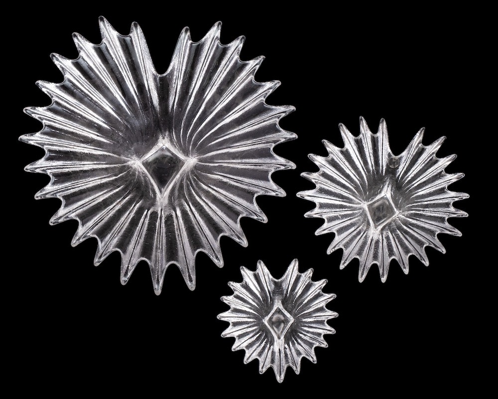 Six pieces of Dartington Glass, - Image 2 of 4