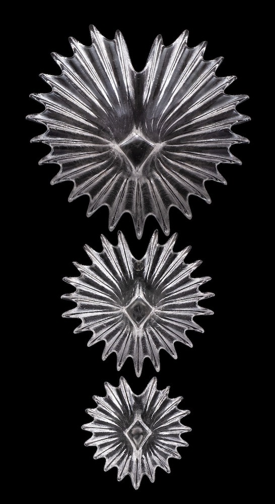 Six pieces of Dartington Glass, - Image 4 of 4