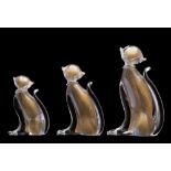 Salviati et Cie three graduating sommerso glass figures of seated cats after a design by Alfredo